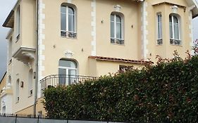 Grand T2 Meuble-Juan Pins-Logt8